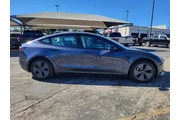 $24500 : Tesla Model 3 2023 4dr Sedan thumbnail