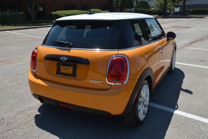 2018 Hardtop 2 Door Cooper image 7