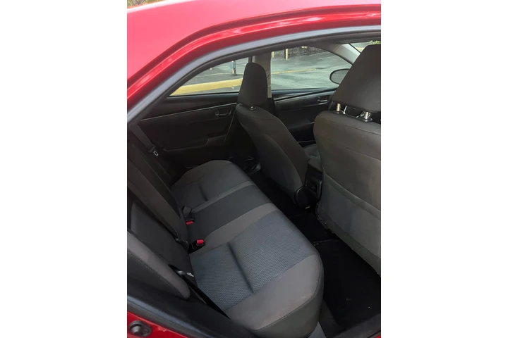 $8500 : 🚘 2019 Toyota Corolla LE image 5