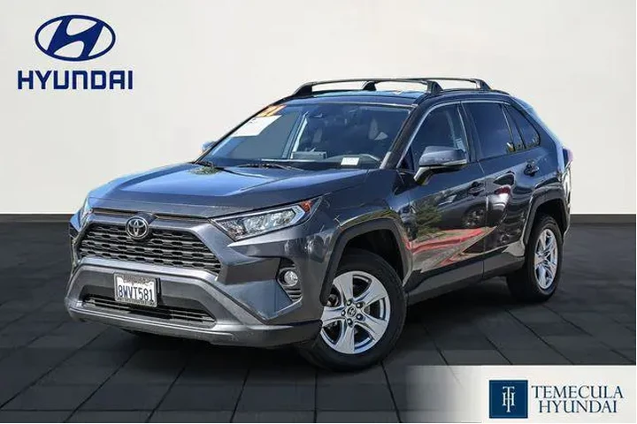 $23845 : Toyota RAV4 2021 XLE 4dr SUV image 1