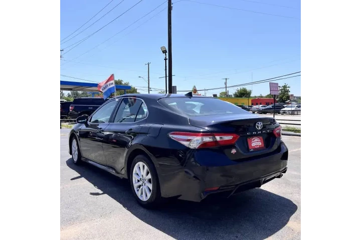 $16499 : 2019 Camry L image 9