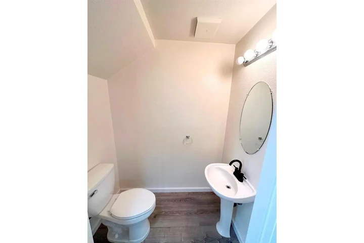 $1100 : Impresionante casa en Pacifica image 4