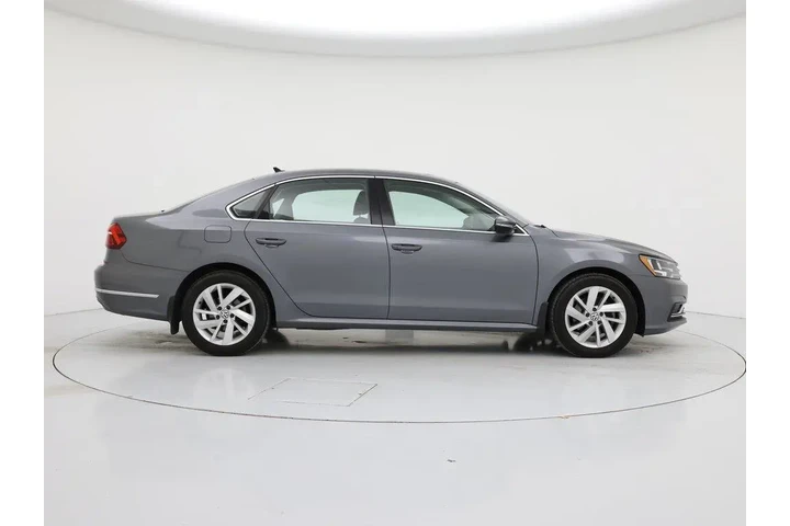 $15998 : Volkswagen Passat 2018 2.0T image 7