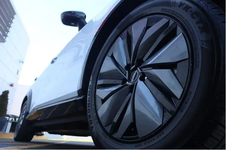 $23881 : Nissan Ariya 2023 AWD Engage image 8