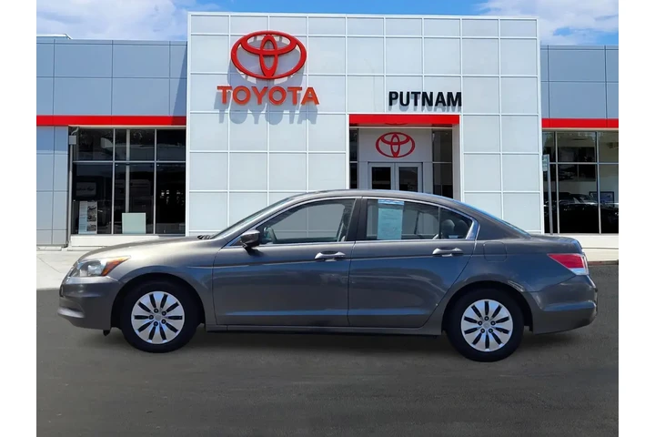 $10998 : Honda Accord 2012 LX 4dr Sed image 7