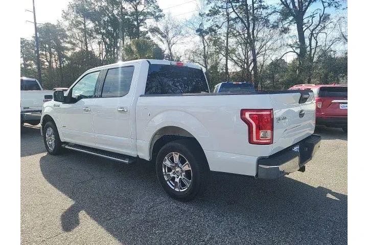 $18940 : Ford F-150 2017 4x2 Lariat 4 image 3
