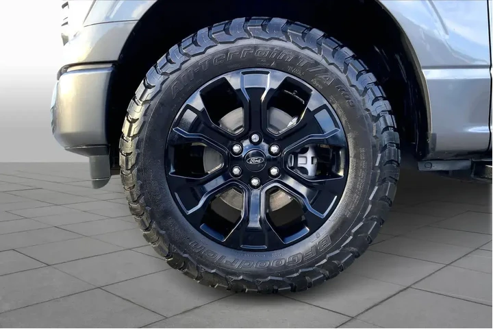 $33055 : Ford F-150 2022 4x4 Platinum image 10