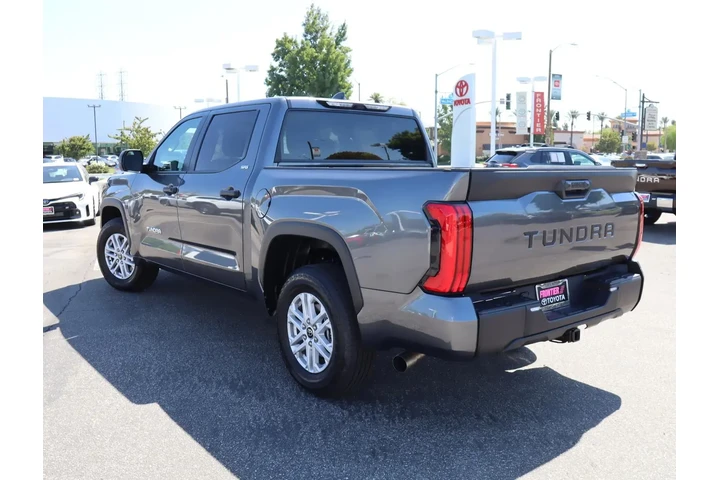$47981 : Toyota Tundra 2024 4x2 SR5 4 image 6