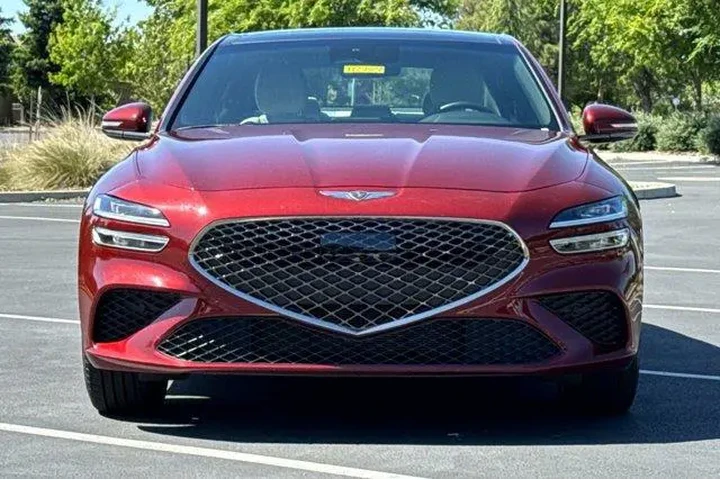 $33428 : Genesis G70 2024 2.5T Standa image 7