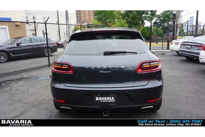 $17888 : 2017 Macan AWD image 6