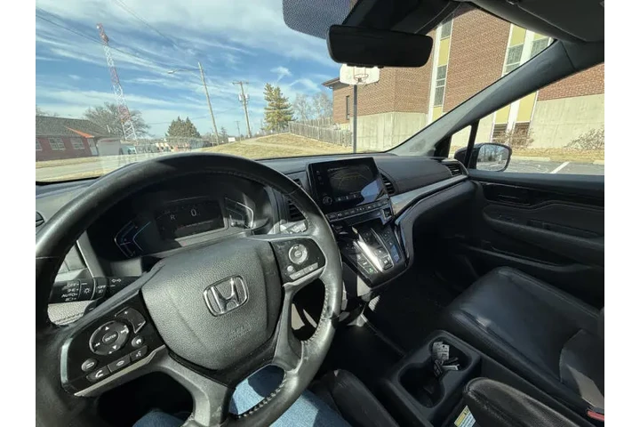 2018 Odyssey Elite image 9