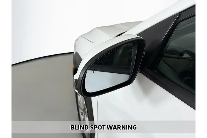 $17379 : Hyundai KONA 2023 AWD SEL 4d image 3