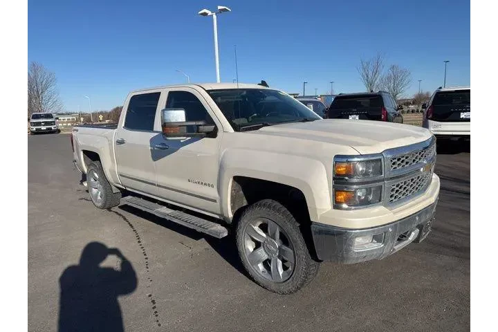 $24000 : Chevrolet Silverado 1500 201 image 1