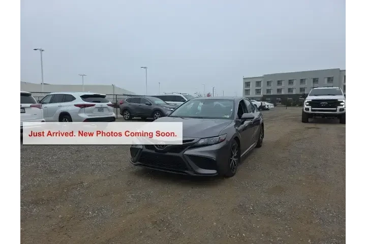 $25900 : Toyota Camry 2024 SE 4dr Sed image 3