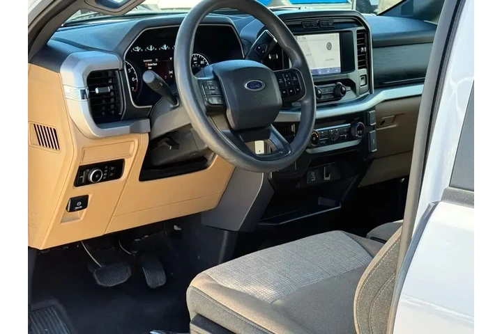 $28289 : Ford F-150 2023 4x2 XLT 4dr image 6