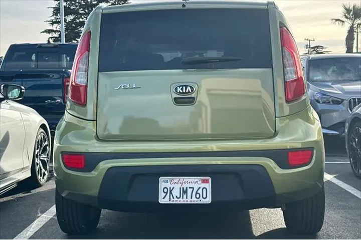 $2750 : Kia Soul 2013 + 4dr Crossove image 5