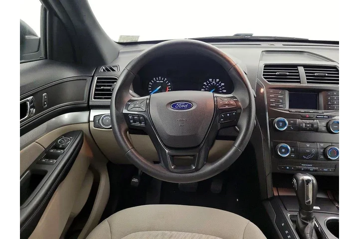 $22998 : Ford Explorer 2019 Base 4dr image 10