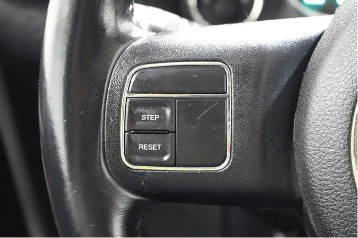 $18911 : Jeep Wrangler Unlimited 2015 image 10