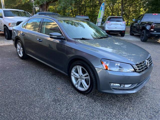 $12499 : 2014 Passat 2.0L TDI SEL Prem image 5