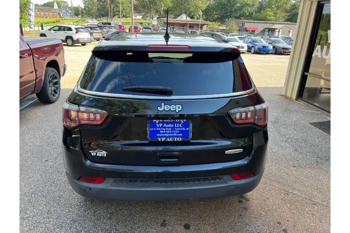 $10499 : 2018 Compass Latitude image 6