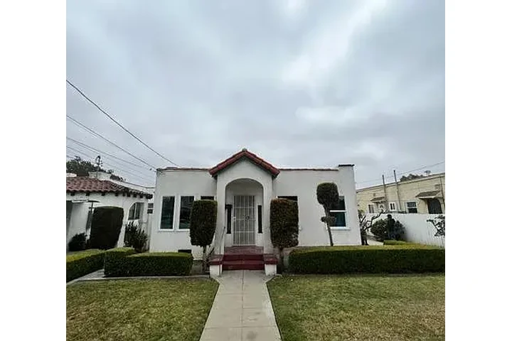 $1500 : Broadway, Huntington Park,CA🏡 image 1