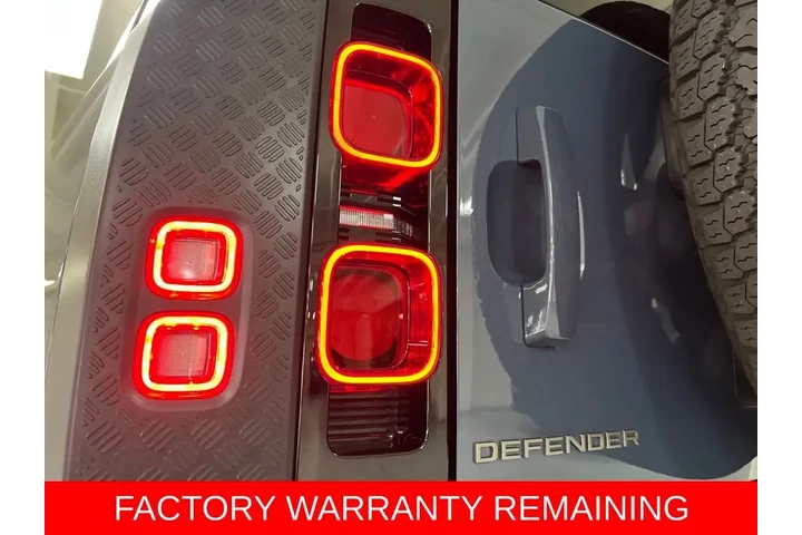$65988 : 2024 Defender 110 X-Dynamic SE image 10