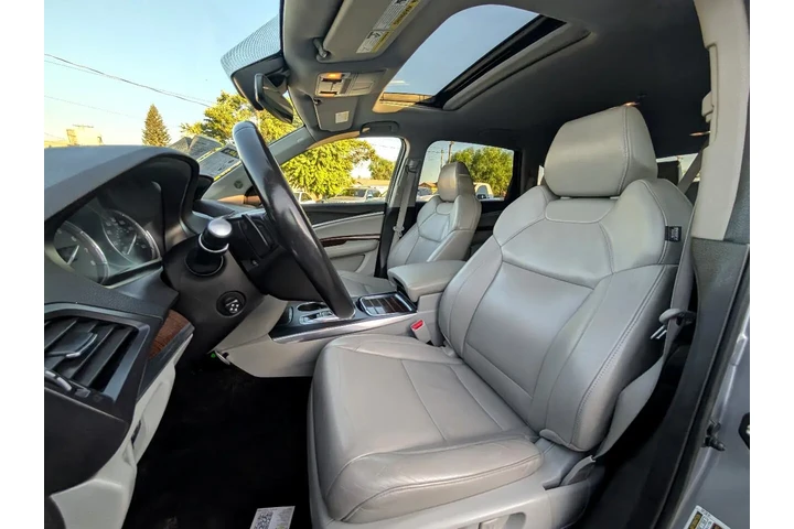 $15995 : 2017 MDX SH-AWD 9-Spd AT image 6