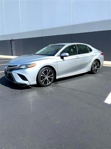 $17995 : 2018 Camry 2014.5 4dr Sdn I4 image 9