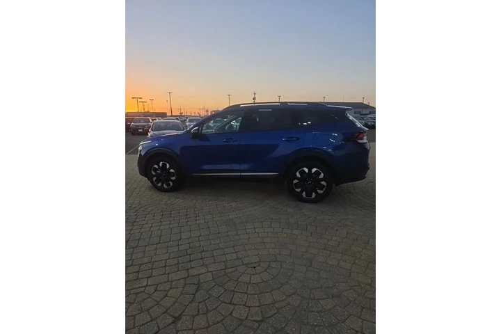 $29999 : 2023 Sportage X-Line image 8