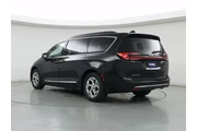 $28998 : Chrysler Pacifica 2023 Limit thumbnail