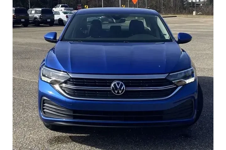 $16990 : Volkswagen Jetta 2024 S 4dr image 2