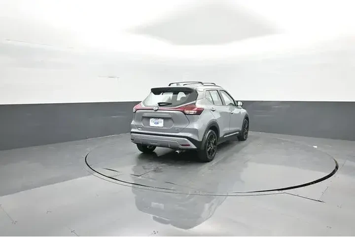 $17300 : Nissan Kicks 2021 SR 4dr Cro image 5