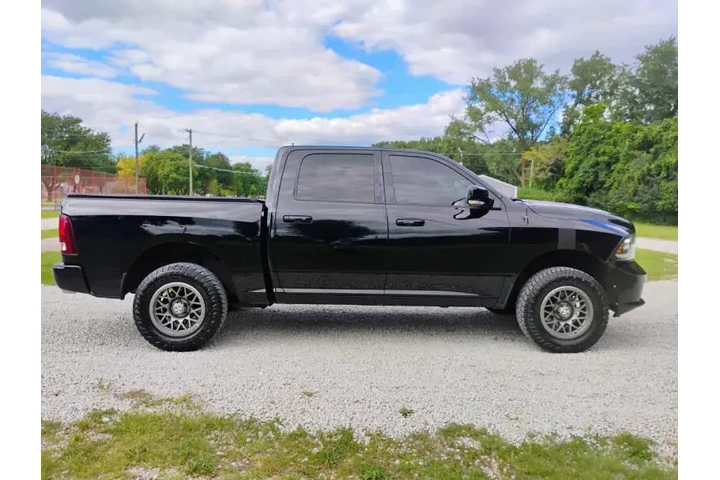 $18977 : 2015 RAM 1500 Sport image 9