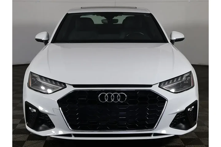 $21393 : Audi A4 2022 AWD quattro S l image 10