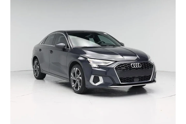 $27998 : Audi A3 2022 AWD quattro Pre image 1