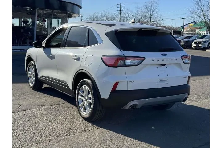 $16540 : Ford Escape 2021 AWD SE 4dr image 5