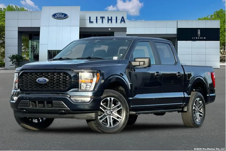$37759 : Ford F-150 2023 4x4 XL 4dr S image 1