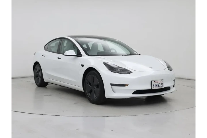 $31998 : Tesla Model 3 2023 4dr Sedan image 1