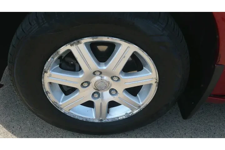 $3999 : 2009 Town and Country Touring image 10