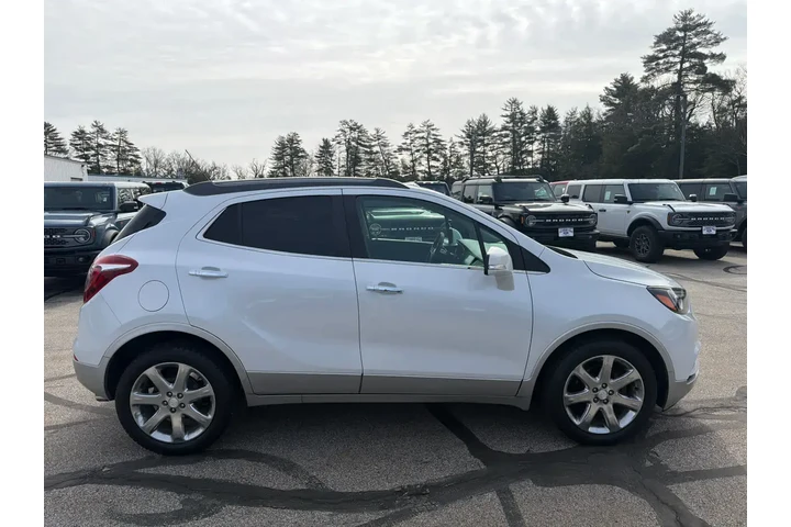 $11995 : Buick Encore 2017 Essence 4d image 10