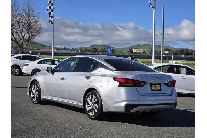 $18900 : Nissan Altima 2022 2.5 S 4dr image 6