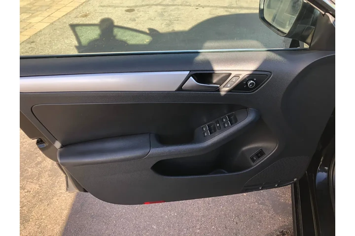 $10607 : 2013 Jetta SE image 10