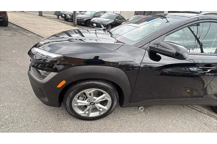 $19110 : Hyundai KONA 2023 AWD SEL 4d image 9