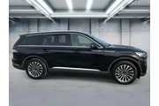 $39455 : Lincoln Aviator 2023 AWD Res thumbnail