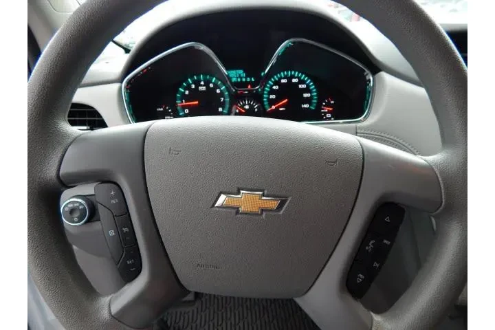 $9850 : Chevrolet Traverse 2017 LS 4 image 8