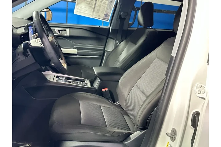 $26311 : Ford Explorer 2022 AWD XLT 4 image 10