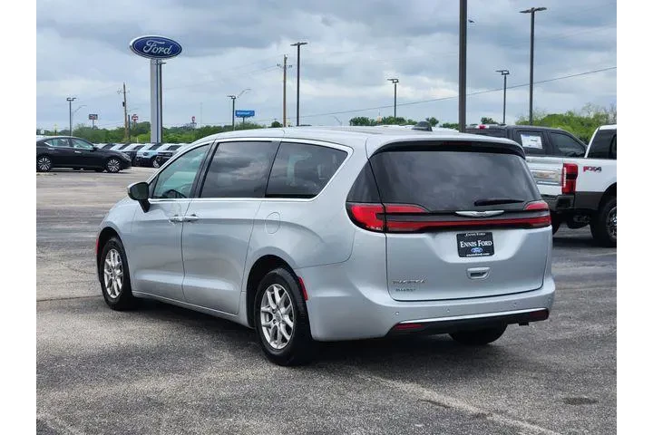 $24495 : Chrysler Pacifica 2023 Touri image 4