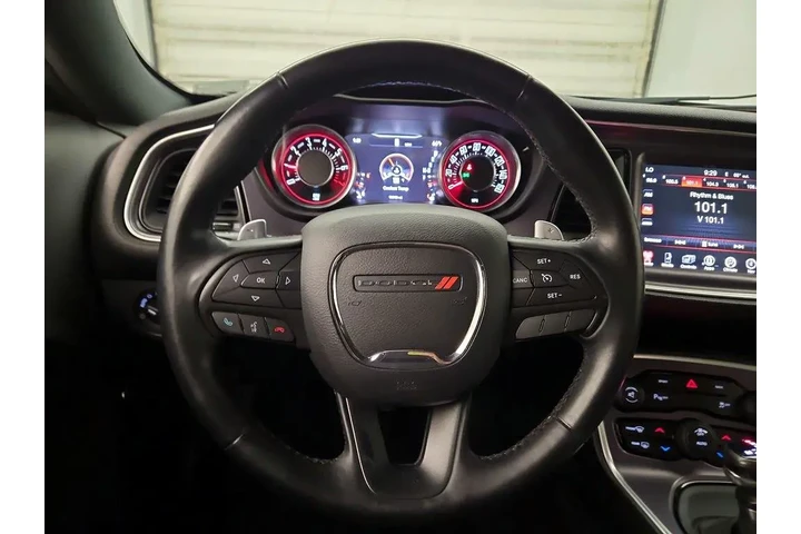 $15998 : Dodge Challenger 2015 SXT 2d image 10