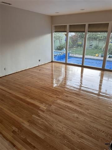 Hardwood floors image 10