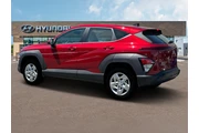$18922 : Hyundai KONA 2024 SE 4dr Cro thumbnail